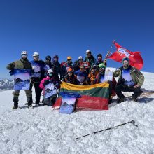 Atverti nauji horizontai – pirmieji lietuviai įkopė į aukščiausią Mongolijos kalną