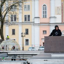 Intensyvus veiksmas Rotušės aikštėje: iki eglės įžiebimo lieka vos kelios dienos