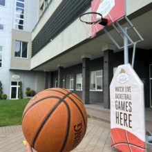 Kvietimas krepšinio gerbėjams: ypatinga sirgalių atmosfera ir Kauno panorama