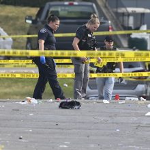 Mirtinų šaudynių Čikagoje liudininkas: visi bėgo, buvo chaosas
