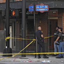 Helovyno vakarėlis Čikagoje baigėsi kraupiai: išsitraukęs ginklą vyras ėmė šaudyti