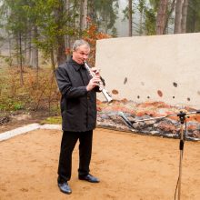 Vandžiogaloje atidarytas memorialas holokausto aukoms