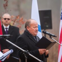 Vandžiogaloje atidarytas memorialas holokausto aukoms