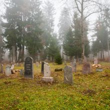 Vandžiogaloje atidarytas memorialas holokausto aukoms