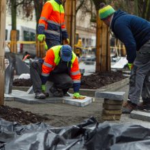 Laisvės alėjoje jau klojama nauja danga