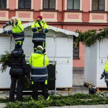 Pristatyta kosminė Kalėdų eglė: laukia daugybė spalvų ir puokštė renginių