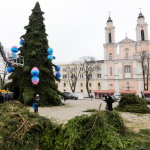 Pristatyta kosminė Kalėdų eglė: laukia daugybė spalvų ir puokštė renginių