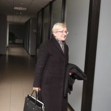 Klaipėdos universitetą į teismą padavęs indas žada badauti, kad gautų vizą