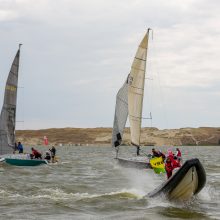 Kuršių mariose susirungė Lietuvos buriavimo klubai