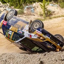 Ralis Ukrainoje: vietiniai varto automobilius, podiumą užleidžia lietuviams