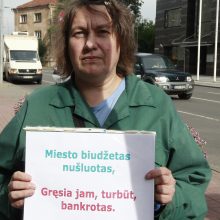 Vilniaus kiemsargiai protestavo dėl neišmokėtų algų