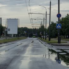 Joninių dieną Kauną vėl užklupo liūtis