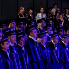 LSMU absolventams įteikti diplomai: į gyvenimą palydimi sveikatos specialistai
