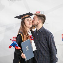 LSMU absolventams įteikti diplomai: į gyvenimą palydimi sveikatos specialistai