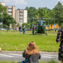 Pasieniečiai sraigtasparniu iš Rygos į Vilnių atskraidino donoro kepenis