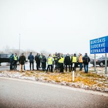 Policija pradėjo masinę judėjimo kontrolę: dauguma žmonių pasiruošę dokumentus