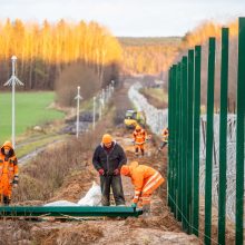 VSAT: Dieveniškių kilpoje daugėja atvejų, kai baltarusiai į Lietuvą stumia migrantus