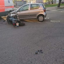 Avarija Klaipėdoje: motociklu važiavę žmonės išvežti į ligoninę