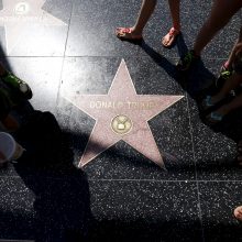 Holivudo šlovės alėjoje nebeliks D. Trumpo žvaigždės?