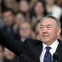 Atsistatydino ilgametis Kazachstano prezidentas