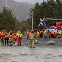 Sugedęs Norvegijos kruizinis laivas pasiekė uostą