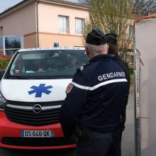 Prancūzijos senelių namuose apsinuodiję maistu mirė penki žmonės