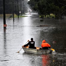 „Šimtmetį neregėtų“ potvynių užkluptą Australiją vėl skalauja liūtys