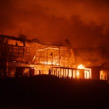 Bukarešto naktiniame klube kilus gaisrui hospitalizuotas 41 žmogus