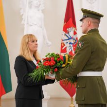 Gėlės nuo prezidento – dėkingumo ženklas kalbėjusiems Lietuvos vardu