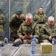 Sąjungininkų karius aplankęs prezidentas: Lietuvos „smegenų mirtis“ neištiko