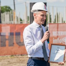 Verslo miestelio „Urban HUB“ statybų pradžią paskelbė įkurdinta bičių bendruomenė