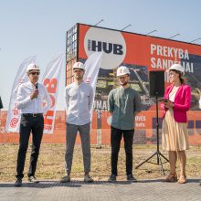 Verslo miestelio „Urban HUB“ statybų pradžią paskelbė įkurdinta bičių bendruomenė