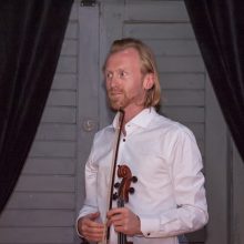 Klaipėdos muzikinio teatro orkestro altininkas: per muziką suprantu ir priimu pasaulį