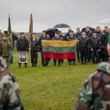 Kryžkalnyje pradėtas statyti memorialas Lietuvos partizanams