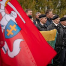 Kryžkalnyje pradėtas statyti memorialas Lietuvos partizanams