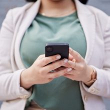 Paspaudusi SMS žinute atsiųstą nuorodą, vilnietė prarado 1,8 tūkst. eurų