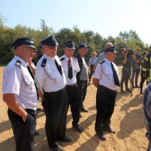 Kauno rajono ugniagesiams atsistoti ant kojų padėjo kolegos lenkai