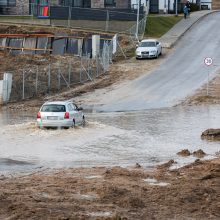 Į darbą – tik su valtele: situaciją vadina katastrofiška, o kaltų paieškos – bevaisės