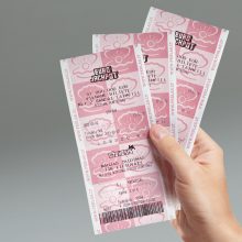 Tai bent paparčio žiedas: lietuvis „Eurojackpot“ loterijoje laimėjo 2,2 mln. eurų