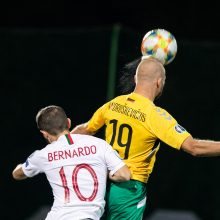 Asmenukę su C. Ronaldo norėjusiam pasidaryti vyrui gresia nemalonumai