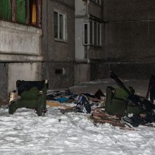 Sukilėlių prospekte užsiliepsnojo butas, buvo evakuoti žmonės