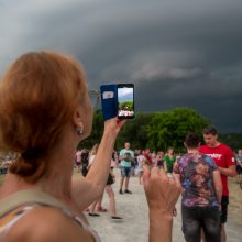 Jonines pradėjusį švęsti Kauną užklupo škvalas