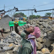Prie Mianmaro ir Bangladešo artėja ciklonas „Mocha“