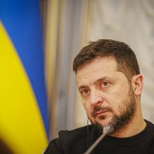 V. Zelenskis: kariuomenė nori mobilizuoti iki 500 tūkst. ukrainiečių