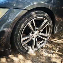 Policija BMW automobilį, kurį vairavo neblaivus vyras, persekiojo net 60 kilometrų