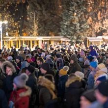 Penktadienio vakarą įžiebta Palangos Kalėdų eglutė