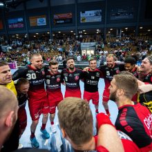 Vokietijos rankinio čempionate pergales iškovojo abi lietuvių komandos