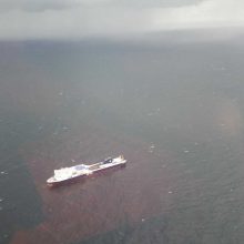 Gaisrą patyręs keltas „Regina Seaways“ atplaukė į Klaipėdos uostą
