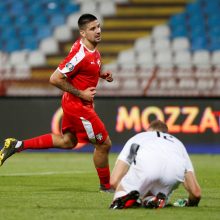 Be ugnelės rungtyniavę Lietuvos futbolininkai patyrė nesėkmę Serbijoje