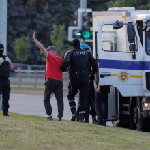 Baltarusijoje į ligonines pateko 200 žmonių, nukentėjusių per susirėmimus